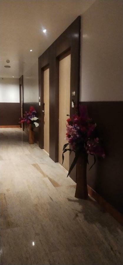 Amutham Residency Hotel Tiruchirappalli Exterior foto